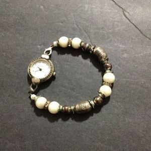 Vintage Geneva, beaded watch bracelet needs battery